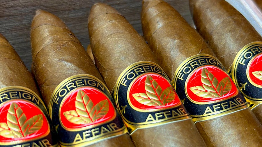 Luciano Cigars-"Foreign Affair"